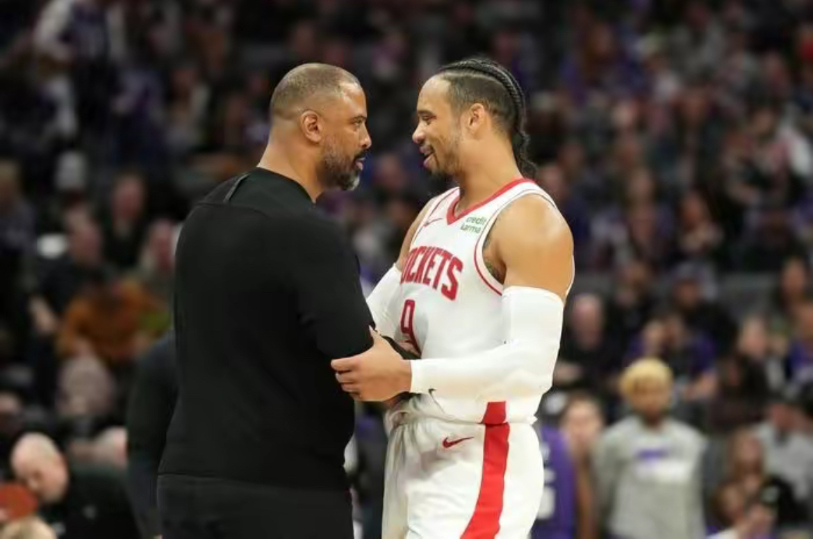 足坛不一样的轨迹   足坛不一样的轨迹